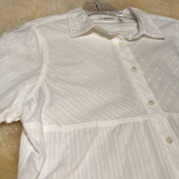 Woolrich button down white blouse size M - Picture 2 of 10